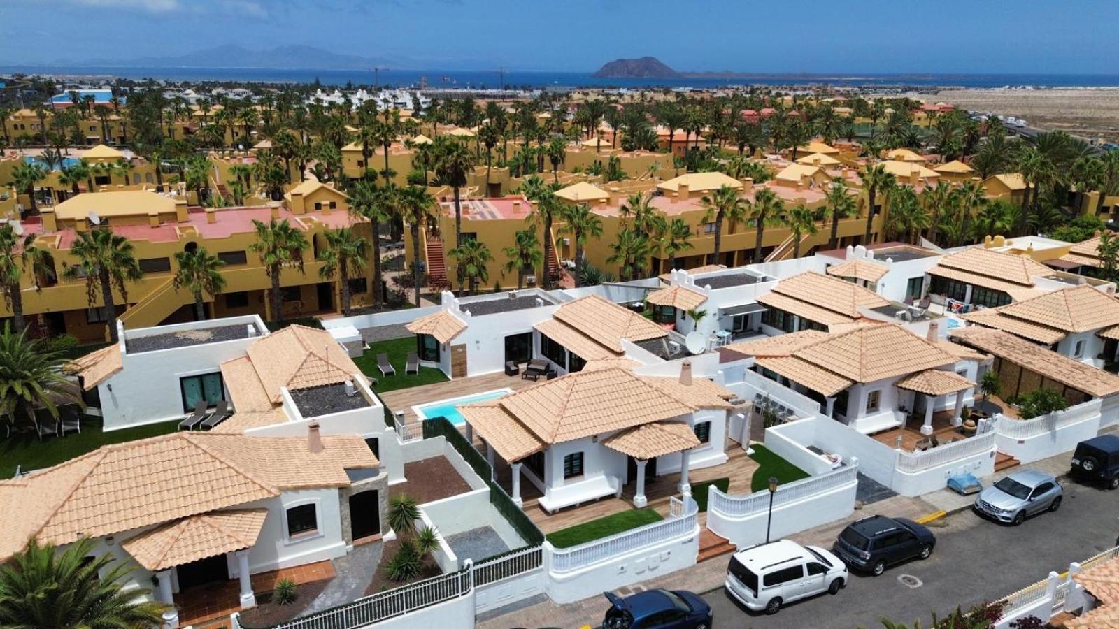 Villa Relax Deluxe Private Pool Corralejo By Holidays Home Zewnętrze zdjęcie